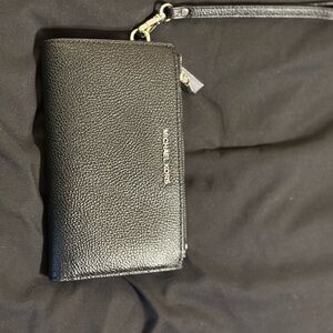 Michael Kors Adele wallet